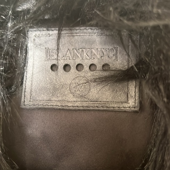 NWOT BLANKNYC Faux Fur Fun Vest - Picture 3 of 9